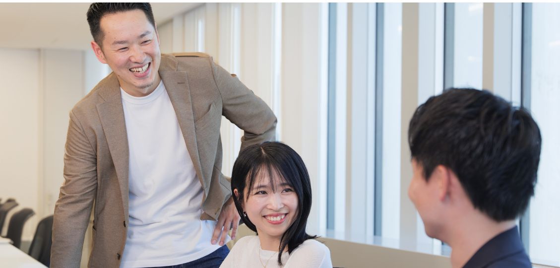 海外事業部　事務スタッフ